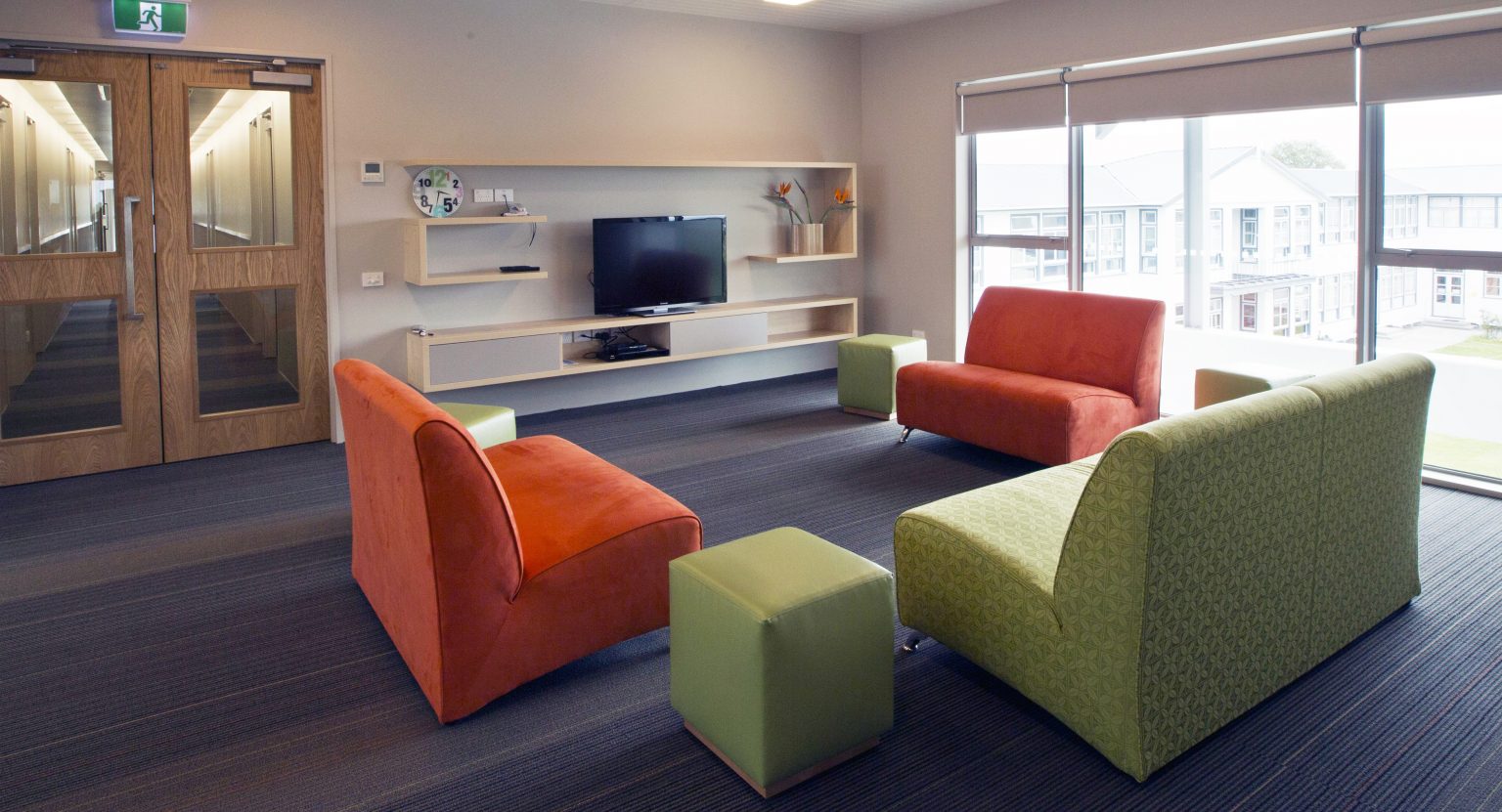 SImple Common Room focus